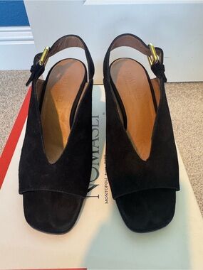 Nomasei Black Suede Baghera. Like New. Worn Once. Sz 36.5